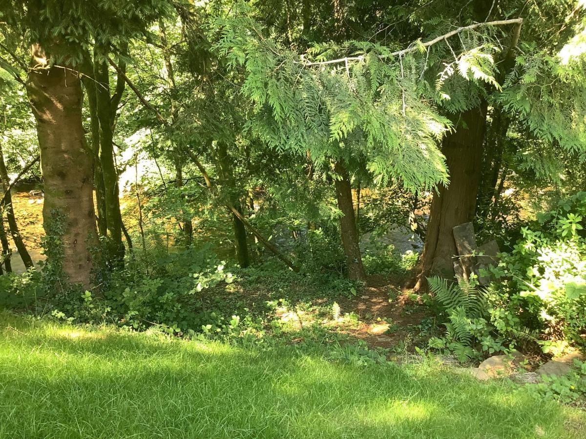 Hotel Little London Bed & Breakfast And Glamping Pod Abercraf Exterior foto