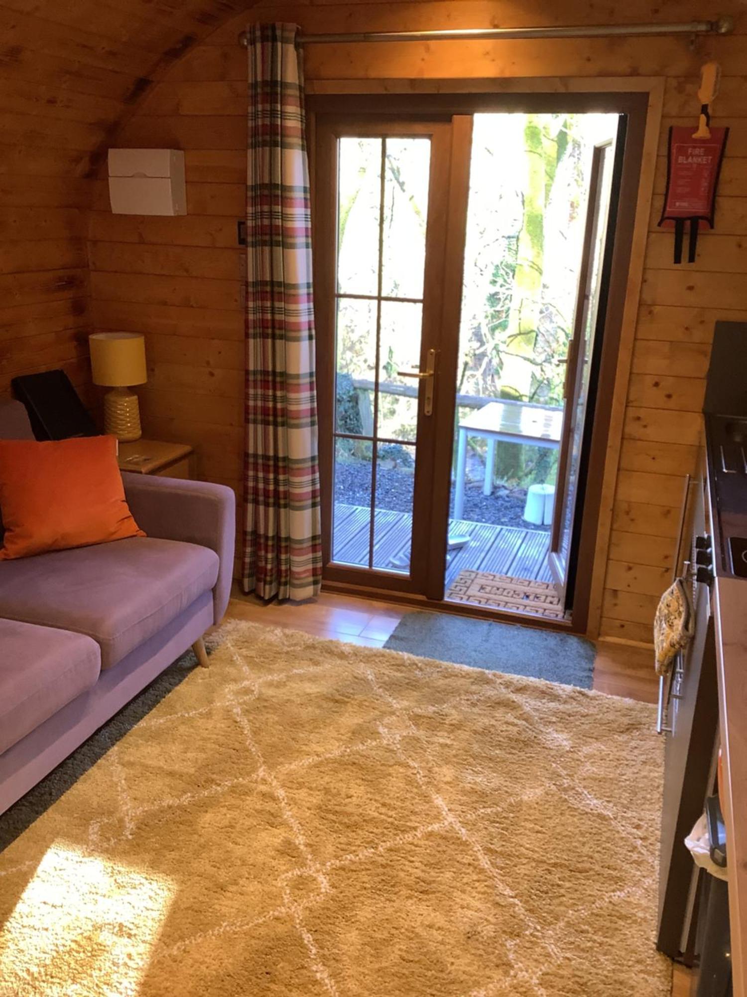 Hotel Little London Bed & Breakfast And Glamping Pod Abercraf Exterior foto